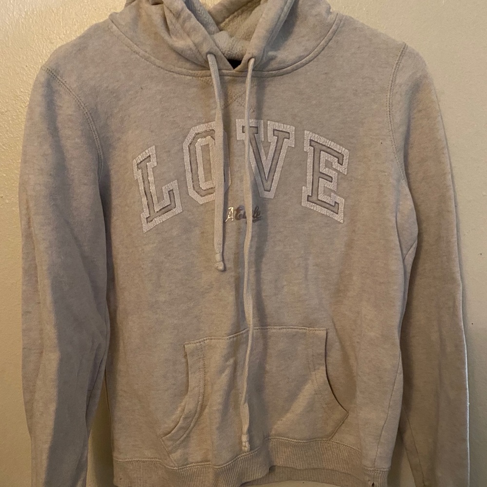 american eagle sweatshirt